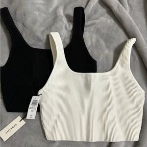 Aritzia Sculpt Knit Cropped Tank